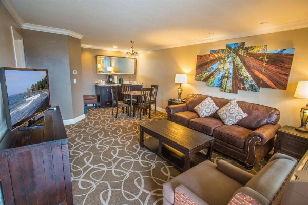 Best Western Plus Humboldt Bay Inn image 21
